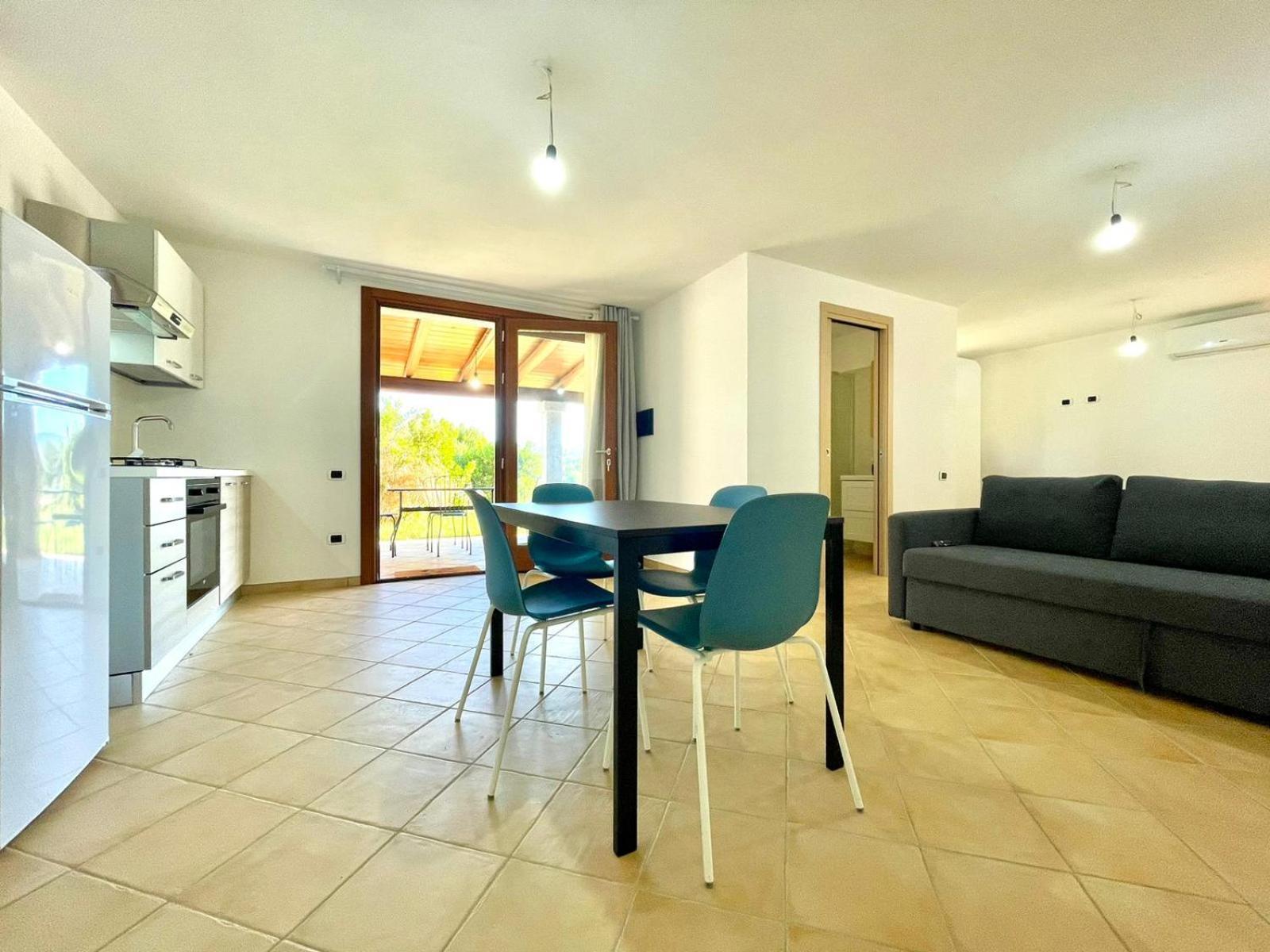 Cronta Apartments Bari Sardo Eksteriør billede
